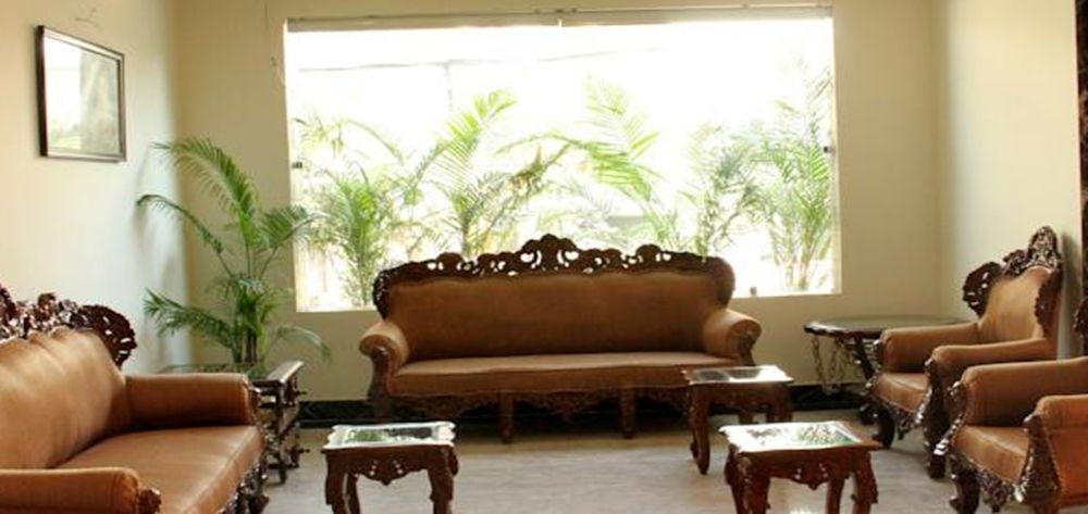 Oyo Flagship Hotel Rudra Palace Agra  Bagian luar foto