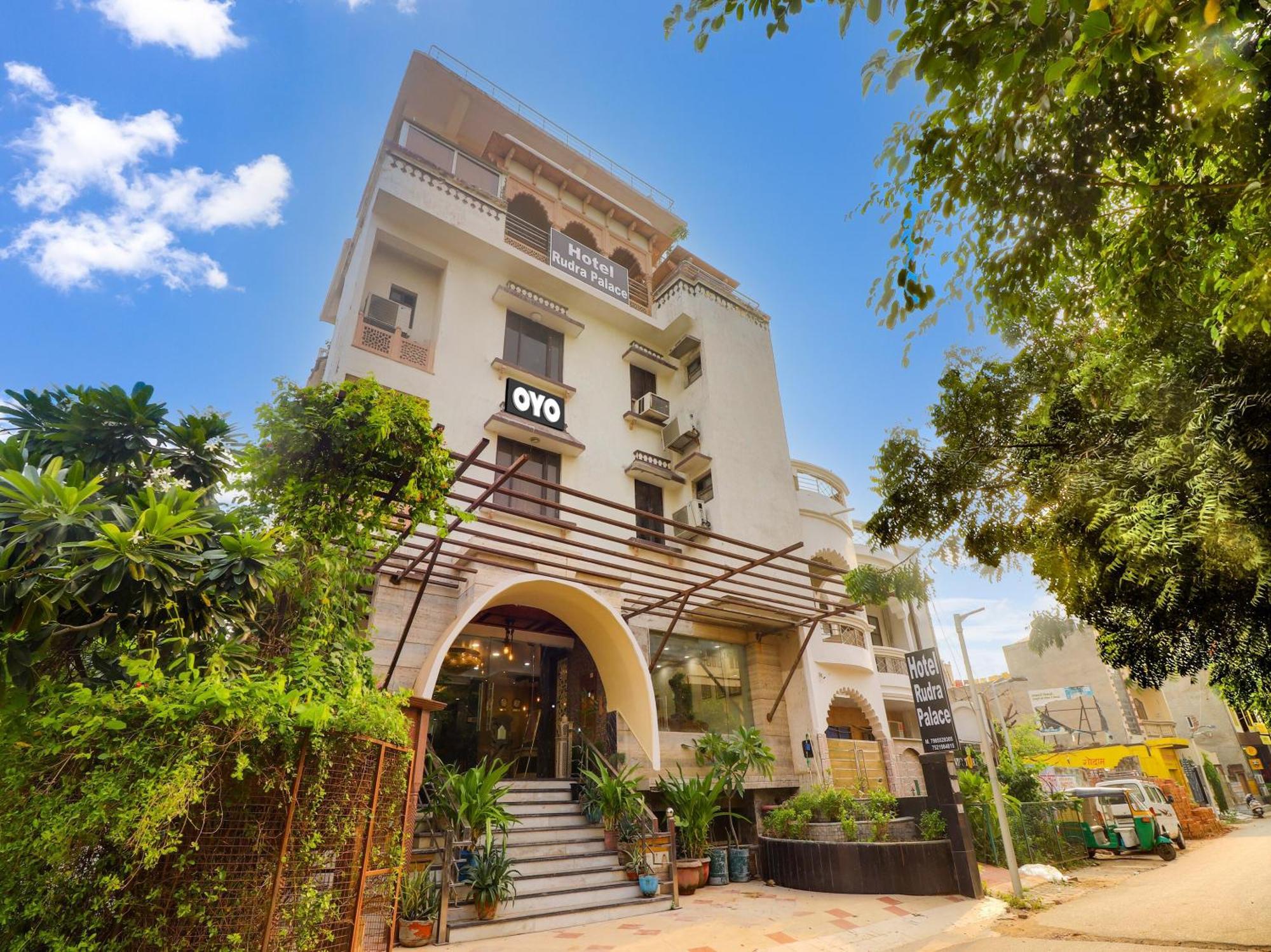 Oyo Flagship Hotel Rudra Palace Agra  Bagian luar foto
